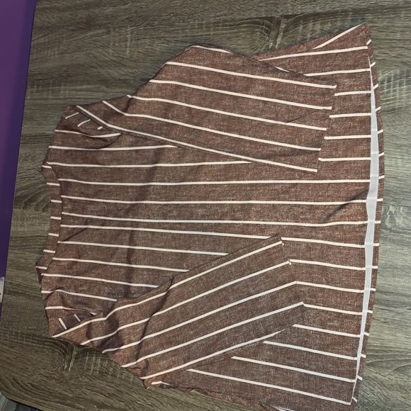 Long-sleeved Top - Picture 2 of 6